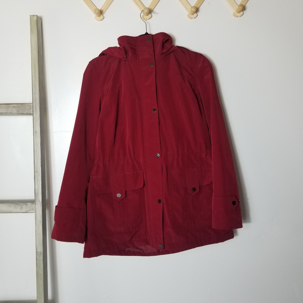 LONDON FOG RED JACKET SIZE MEDIUM